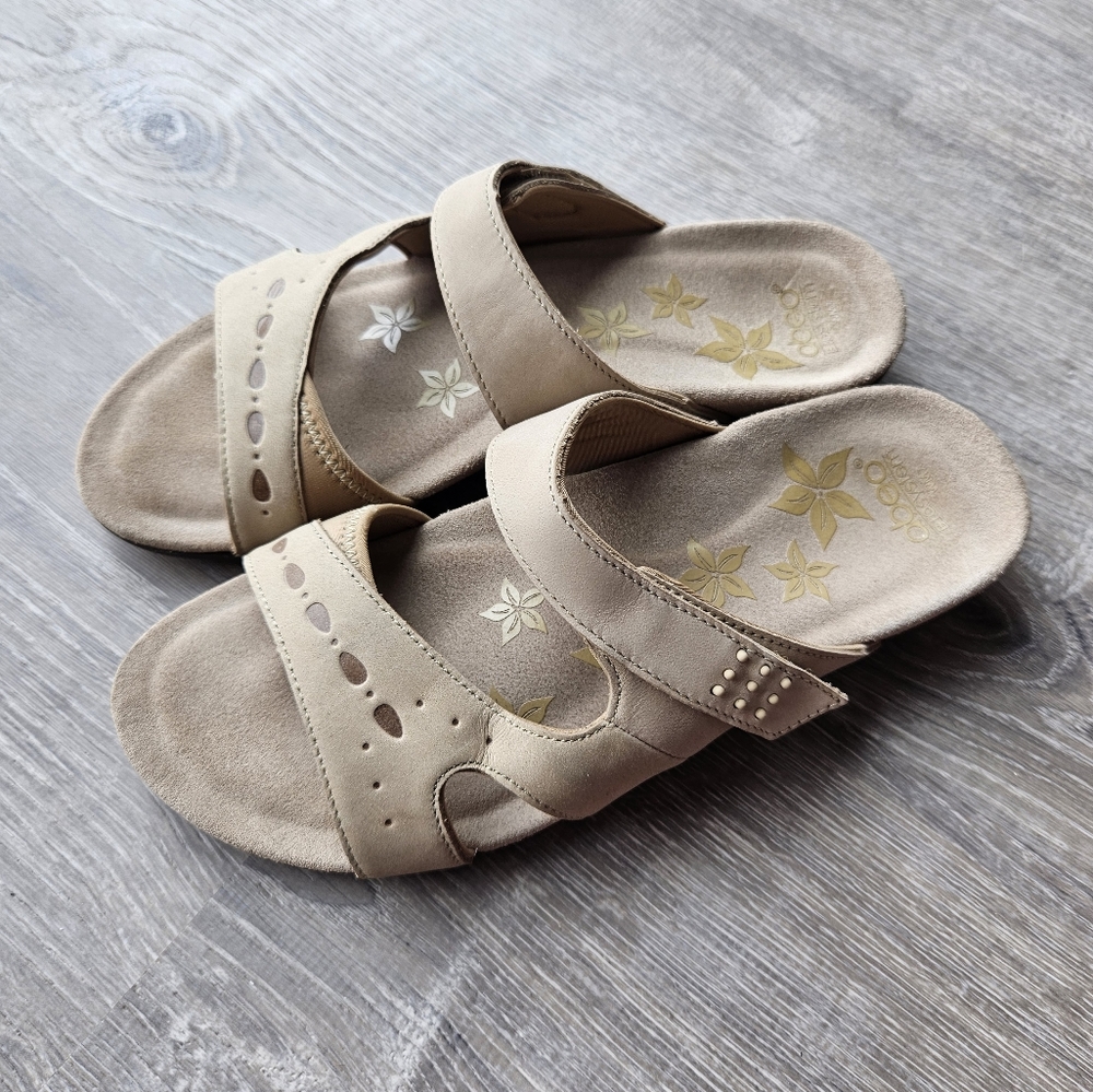 Abeo Biosystem Slide Sandal, Tan, Size 7